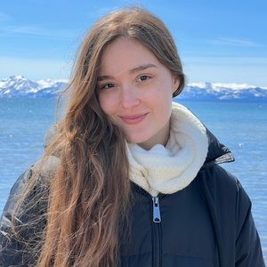 Meet your Posher, Isabella